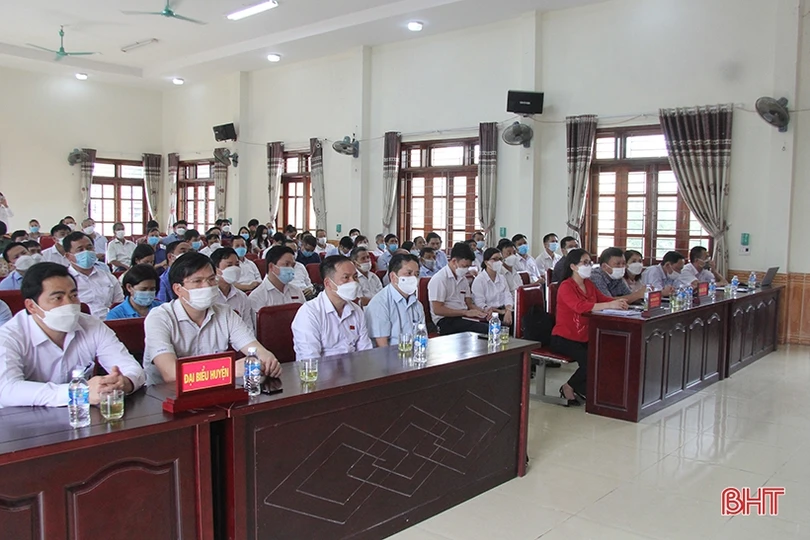 Cử tri Hương Sơn quan tâm đến đầu tư cơ sở hạ tầng đối với xã sáp nhập