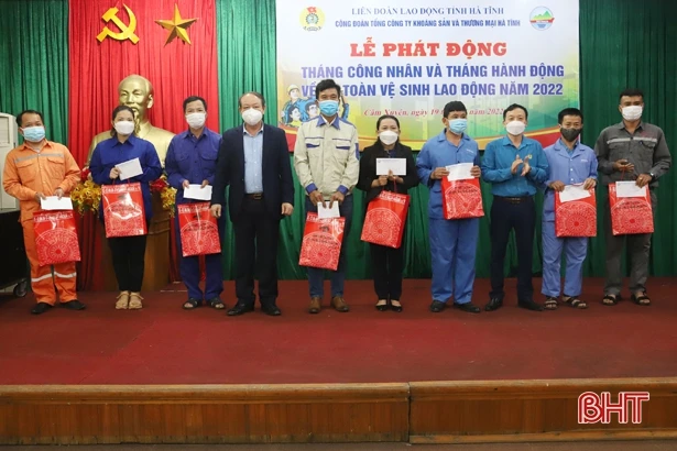 Mitraco Hà Tĩnh phát động phong trào thi đua trong công nhân, lao động
