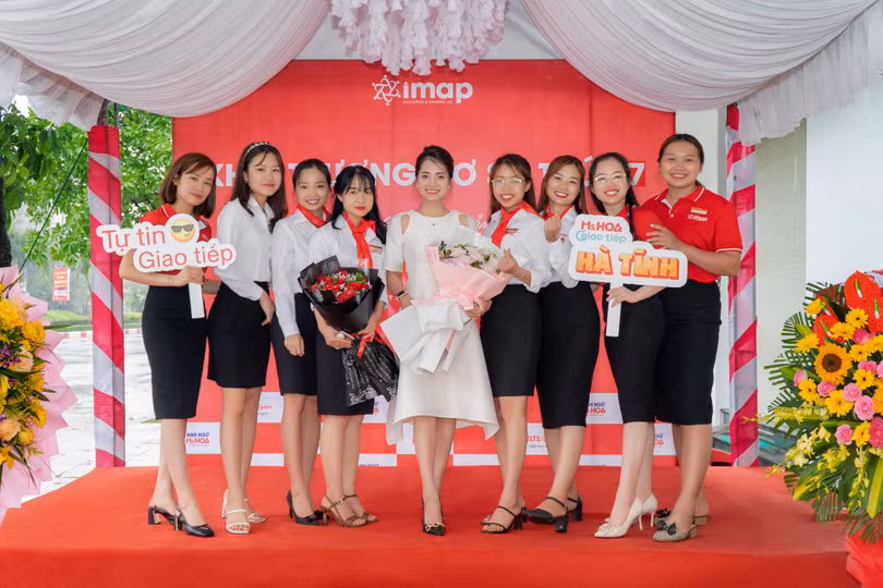 IELTS Fighter và Anh ngữ Ms Hoa tổ chức test miễn phí và tặng nhiều học bổng tại Hà Tĩnh