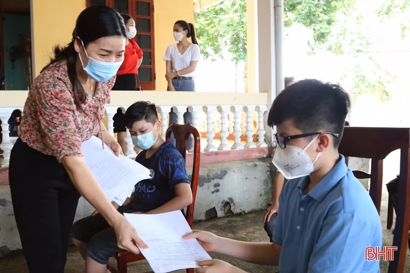 240 học sinh lớp 6 đầu tiên ở Hà Tĩnh được tiêm vắc-xin phòng COVID-19