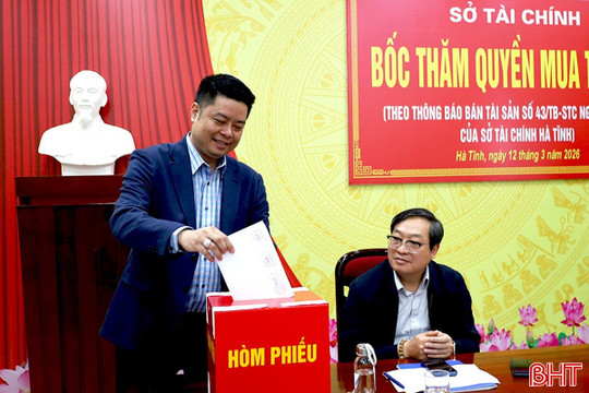 Quyền mua lô vàng gần 30kg tại Hà Tĩnh thuộc về doanh nghiệp nào?