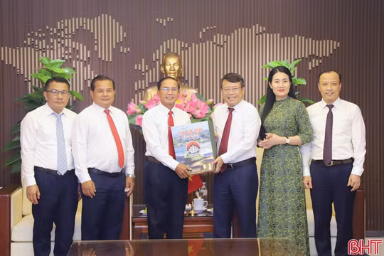 Hà Tĩnh - Salavan tiếp tục thắt chặt tình đoàn kết hữu nghị, đẩy mạnh hợp tác toàn diện