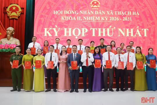 HĐND các phường, xã họp kỳ thứ nhất, bầu các chức danh chủ chốt