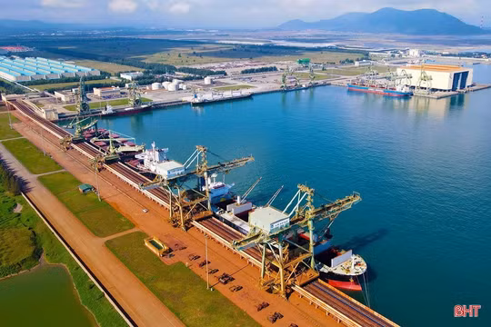 Công nghiệp tiếp tục là động lực tăng trưởng chính của Hà Tĩnh