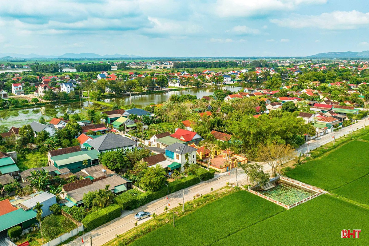 Những miền quê Đức Thọ "thay da đổi thịt" nhờ quá trình xây dựng huyện NTM nâng cao. bqbht_br_l1.jpg