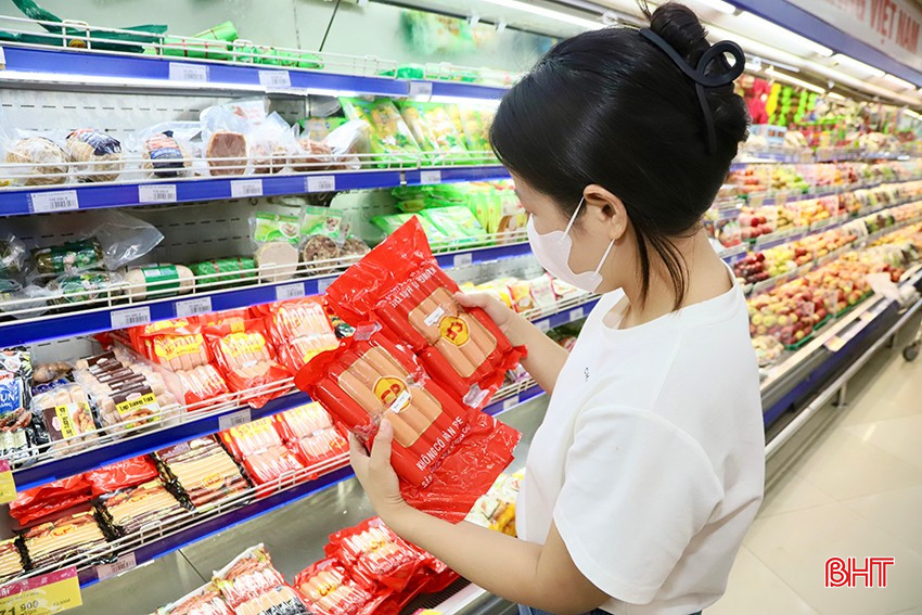 Sản phẩm xúc xích, thịt gà thương hiệu C.P sụt giảm doanh số. bqbht_br_p5.jpg