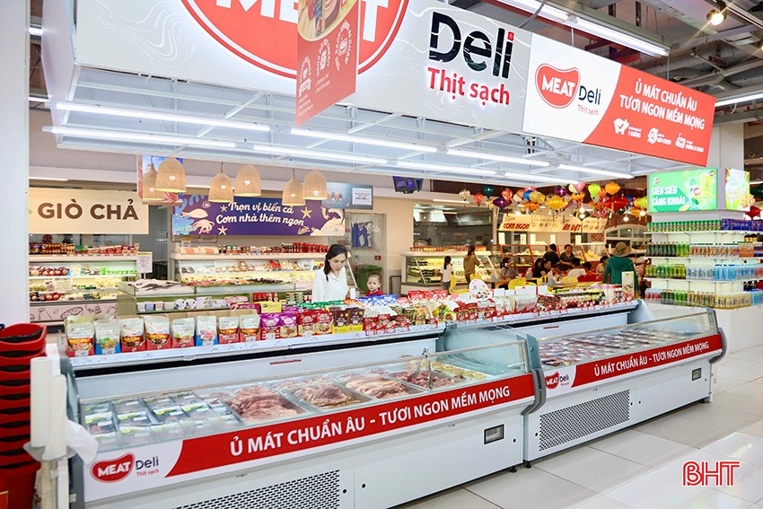 Winmart Hà Tĩnh chủ động cung ứng đa dạng mặt hàng thực phẩm đến từ nhiều thương hiệu giúp khách hàng thoải mái lựa chọn. bqbht_br_p2.jpg