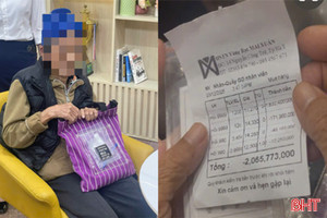 Cụ bà 76 tuổi bán vàng lấy 2 tỷ đồng, suýt chuyển cho kẻ giả danh con trai