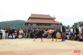 Những màn so tài gay cấn tại lễ khai hội chùa Hương Tích