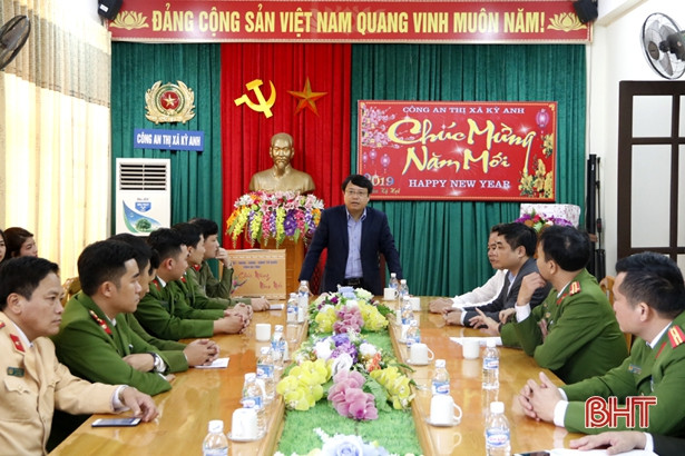 Phó Chủ tịch UBND tỉnh giao nhiệm vụ cho các đơn vị trực tại KKT Vũng Áng