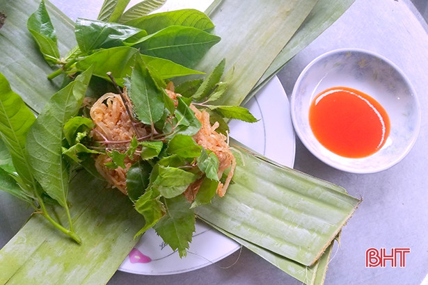 Học người Hà Tĩnh cách làm nem thính ăn tết