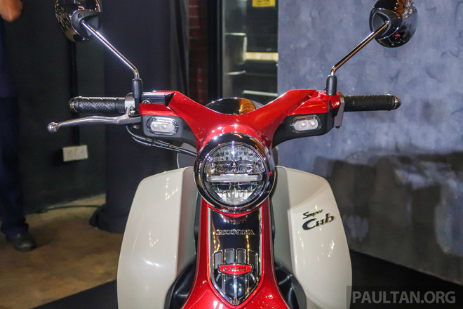 Honda Super Cub C125 2019 ra mắt, đắt ngang xe cao cấp