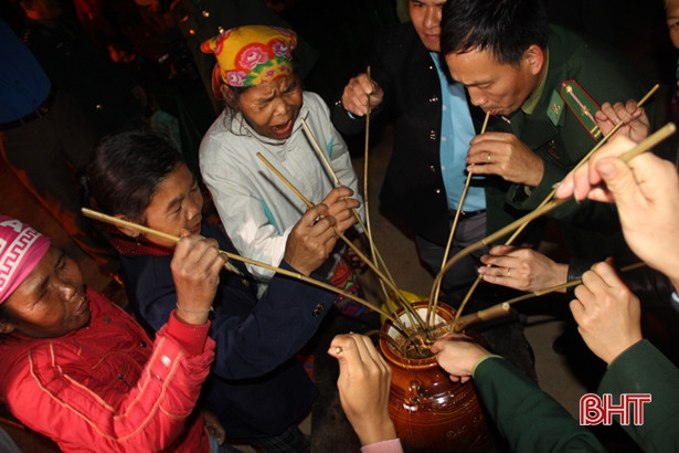 “Tết biên phòng, ấm tình dân bản” ở Rào Tre