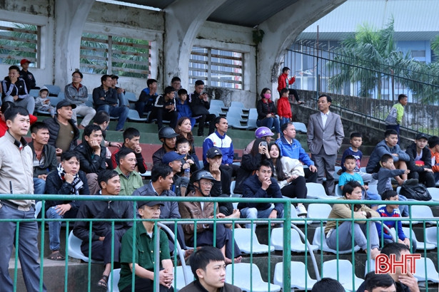 U19 Hồng Lĩnh Hà Tĩnh thắng trận giao hữu trên sân nhà