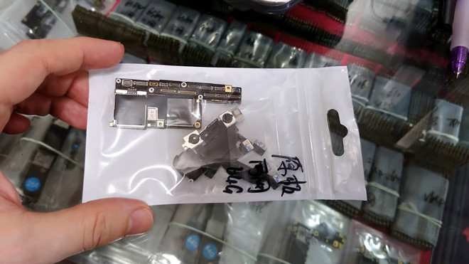 iPhone X “dựng” giá hơn 10 triệu đã được tạo ra như thế này