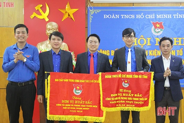 Công bố quyết định thành lập Đoàn khối Cơ quan - Doanh nghiệp Hà Tĩnh