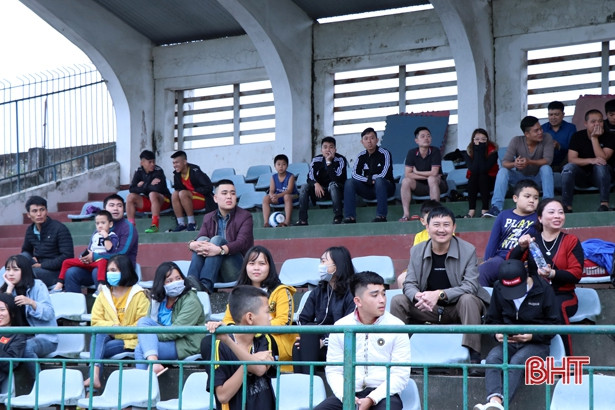 U19 Hồng Lĩnh Hà Tĩnh thắng trận giao hữu trên sân nhà