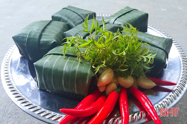 Học người Hà Tĩnh cách làm nem thính ăn tết