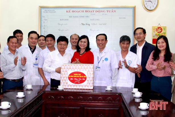 Phó Chủ tịch Thường trực HĐND tỉnh chúc Tết, giao nhiệm vụ tại Thạch Hà