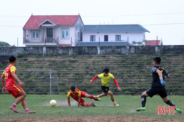U19 Hồng Lĩnh Hà Tĩnh thắng trận giao hữu trên sân nhà