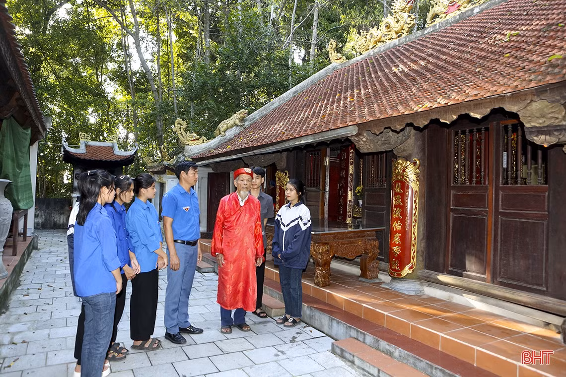 Thăm ngôi đền thiêng nghìn năm tuổi ở Hà Tĩnh ảnh 12 Thăm ngôi đền thiêng nghìn năm tuổi ở Hà Tĩnh