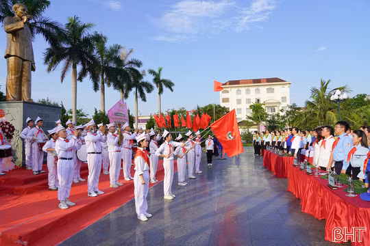 Tự hào 85 năm “Đội ta lớn lên cùng đất nước”