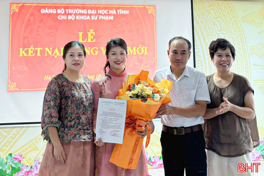 Phát triển đảng viên trẻ từ giảng đường