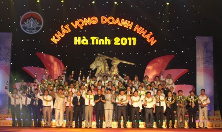 Tôn vinh các Doanh nhân tiêu biểu