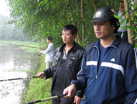 ... và niềm vui vỡ òa