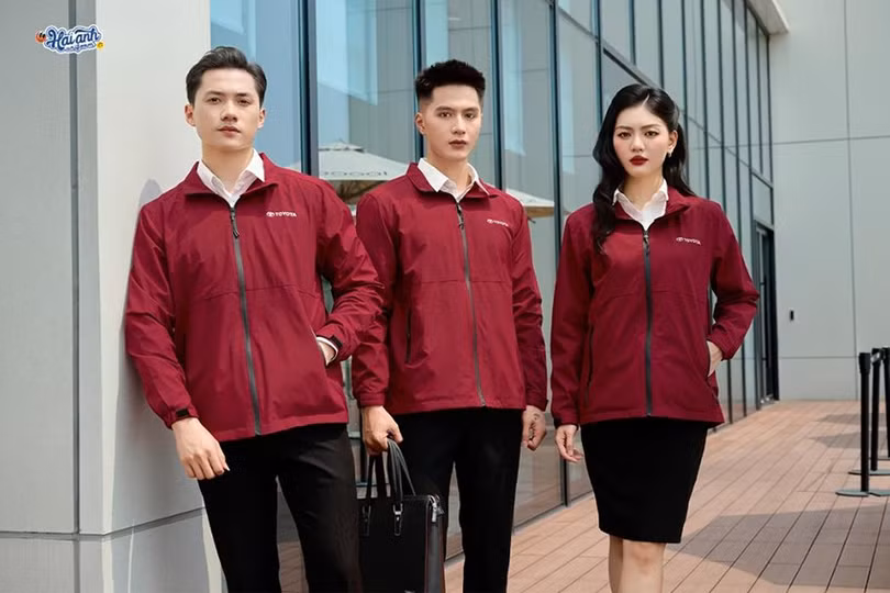 uniform-4.jpg