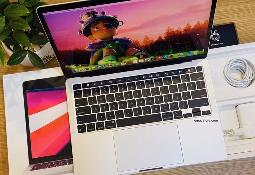 macbook-1.jpg