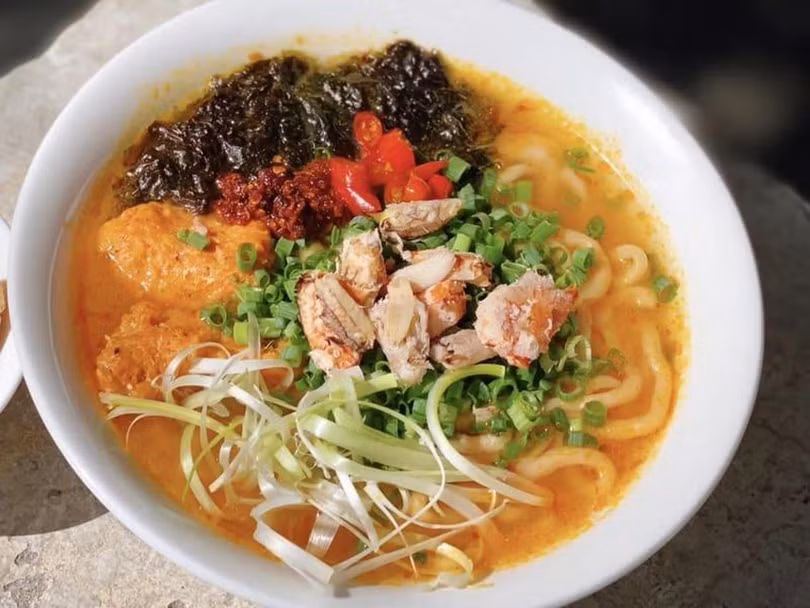 banh-canh-tom-tit-3.jpg