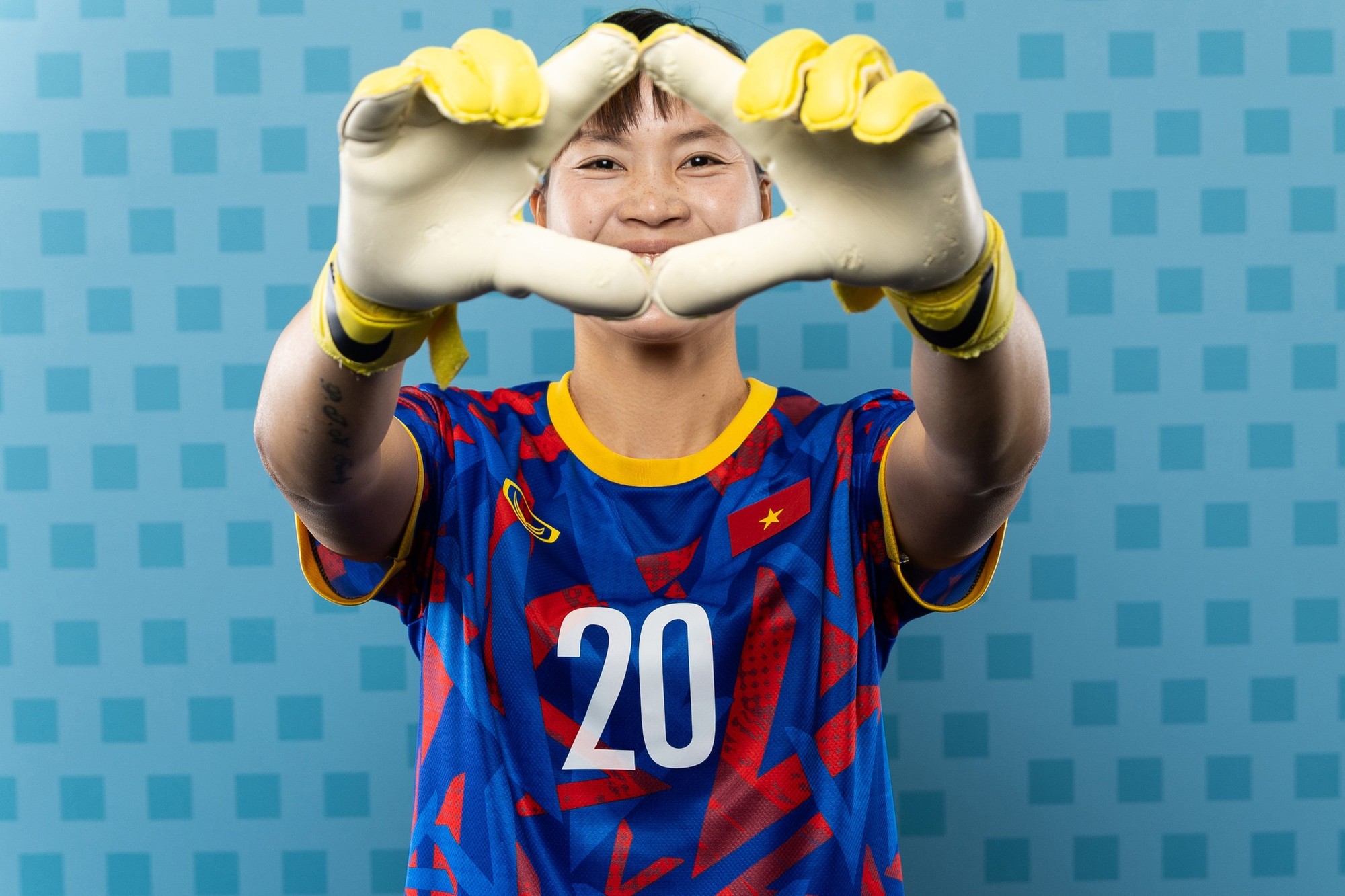 Đội tuyển nữ Việt Nam qua ống kính FIFA