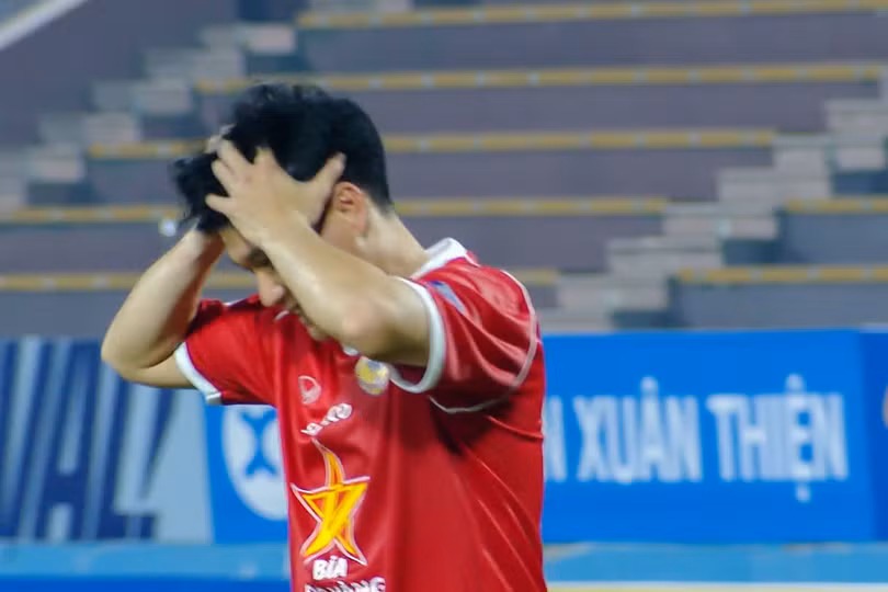 phi-son-tieecs-nuooi.jpg
