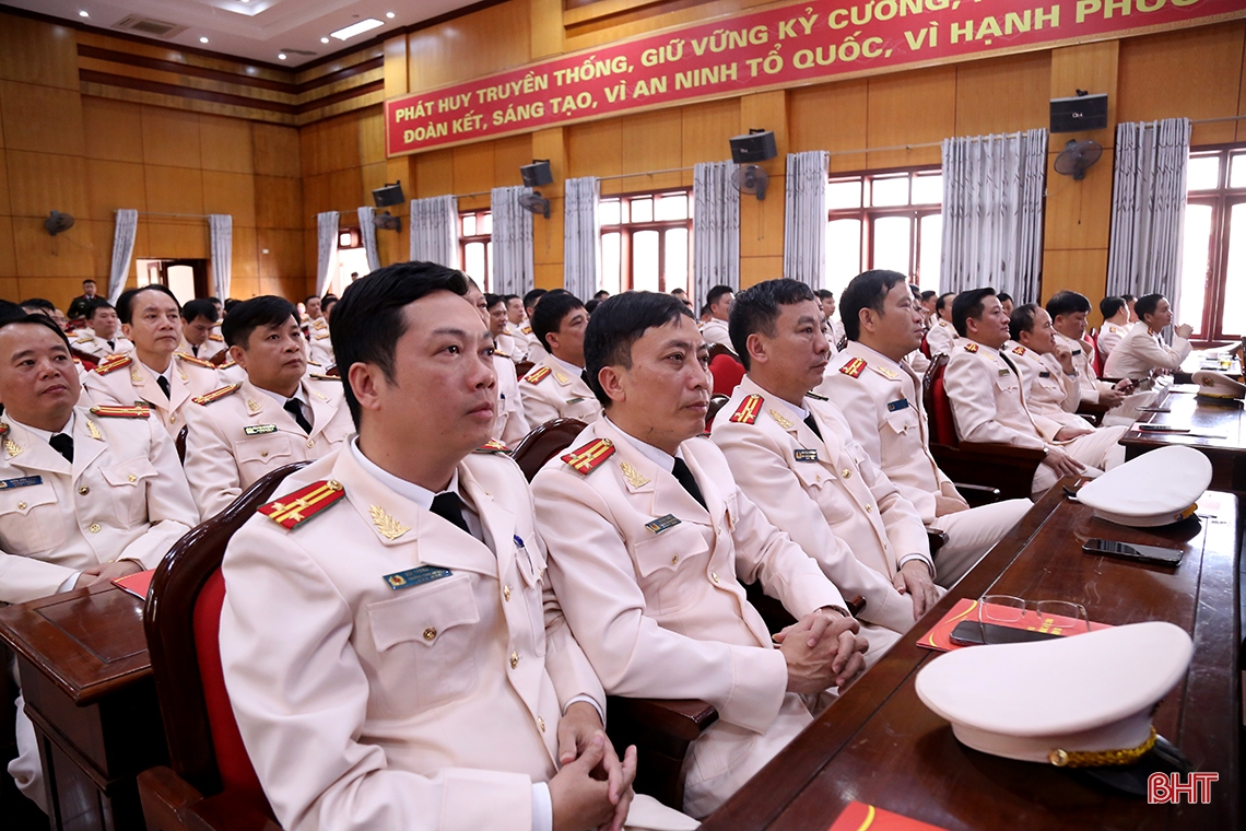 Mỗi cán bộ, chiến sĩ Công an Hà Tĩnh phải nỗ lực cao nhất học tập, thực hiện 6 điều Bác Hồ dạy