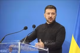 Tổng thống Zelensky nêu kỳ vọng về đàm phán hòa bình ba bên với Nga và Mỹ