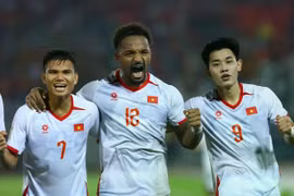 Xuân Son tỏa sáng, Việt Nam thắng Malaysia 2-0 trên sân khách