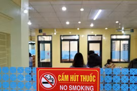 Quán bar, karaoke có thể tiến tới cấm hút thuốc hoàn toàn