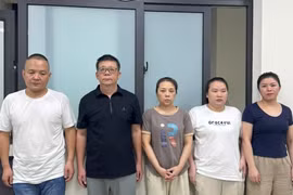 'Vẽ bệnh' tại phòng khám để cưỡng đoạt tài sản