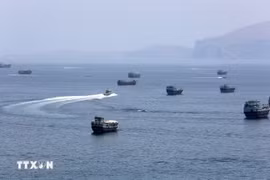 Căng thẳng về kiểm soát eo biển Hormuz: Đàm phán chưa có lối thoát