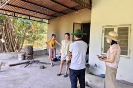 Đàn chó nghi mắc dại cắn liên tiếp 6 người dân