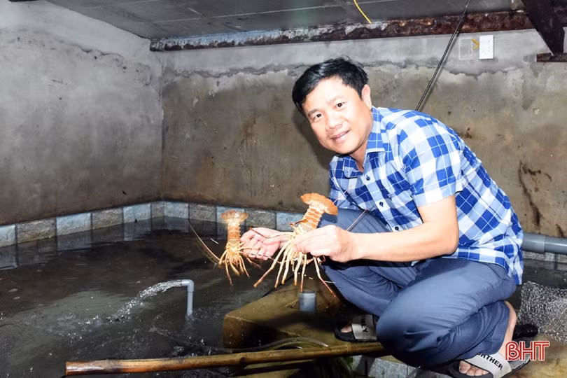 Nhiều du khách lựa chọn đến biển Kỳ Xuân ngày đầu nghỉ lễ