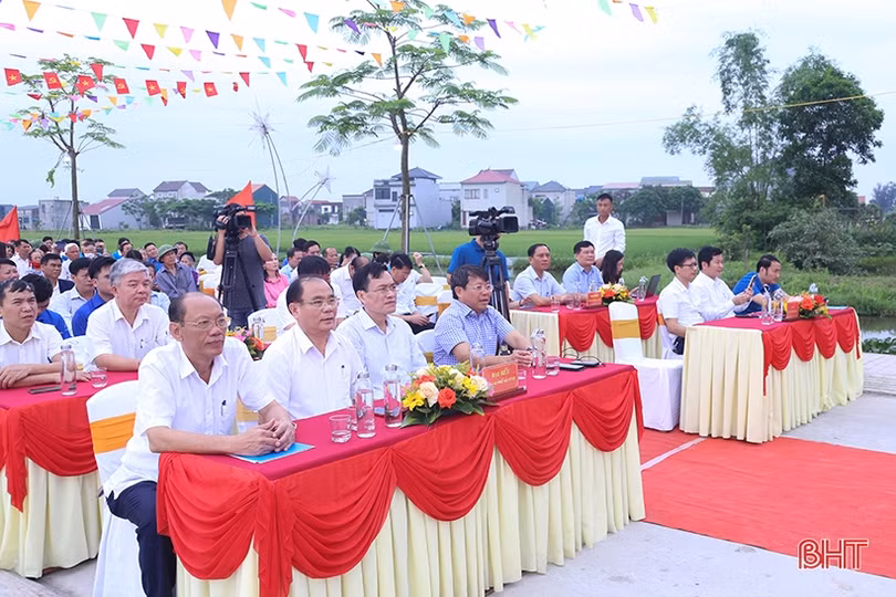 Khai trương phiên chợ quê tại thành phố Hà Tĩnh