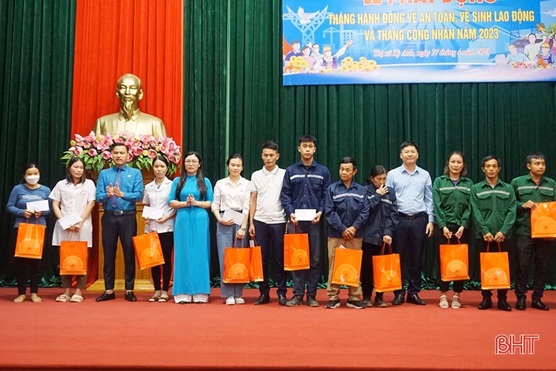 Tiếp tục chăm lo đời sống người lao động