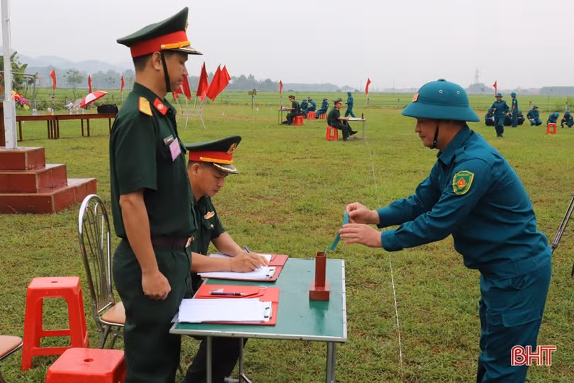 “Chiến sỹ sao vuông” Hương Sơn thành thục kỹ năng chiến đấu