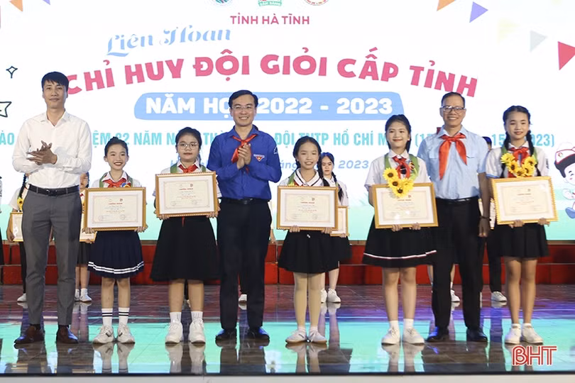 2 thí sinh giành giải nhất Liên hoan Chỉ huy Đội giỏi Hà Tĩnh