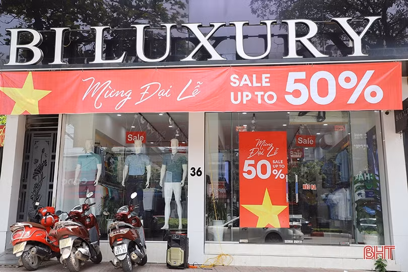 Hà Tĩnh: Ngành bán lẻ rộn ràng khuyến mãi dịp lễ 30/4
