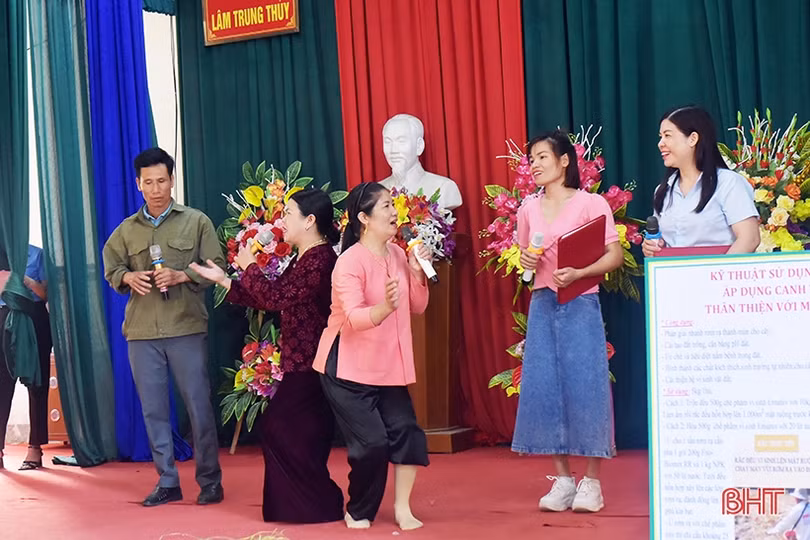 Nhân rộng diện tích canh tác lúa thân thiện với môi trường ở Hà Tĩnh