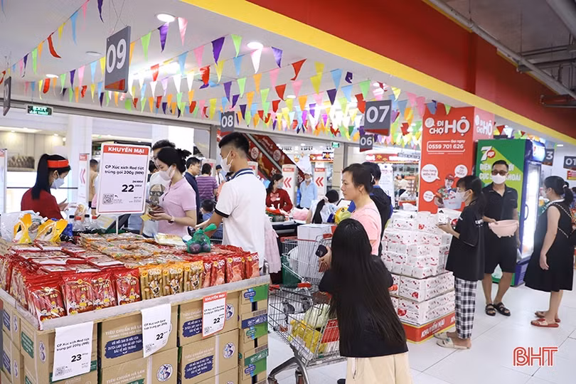Điểm vui chơi, mua sắm tại TP Hà Tĩnh thu hút khách dịp lễ
