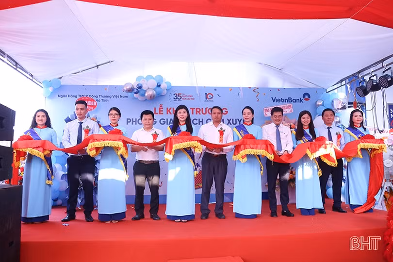 VietinBank Hà Tĩnh khai trương phòng giao dịch mới ở Cẩm Xuyên